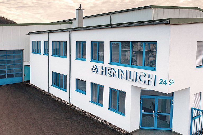 Firmengebäude von Hennlich HCT in Sankt Ingbert
